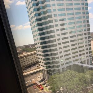 Meet your Posher, Cameron